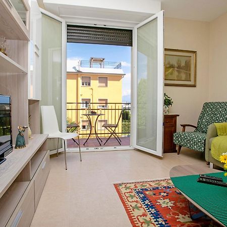 Villa Mimosa - Appartamento 2 Desenzano del Garda Exterior foto