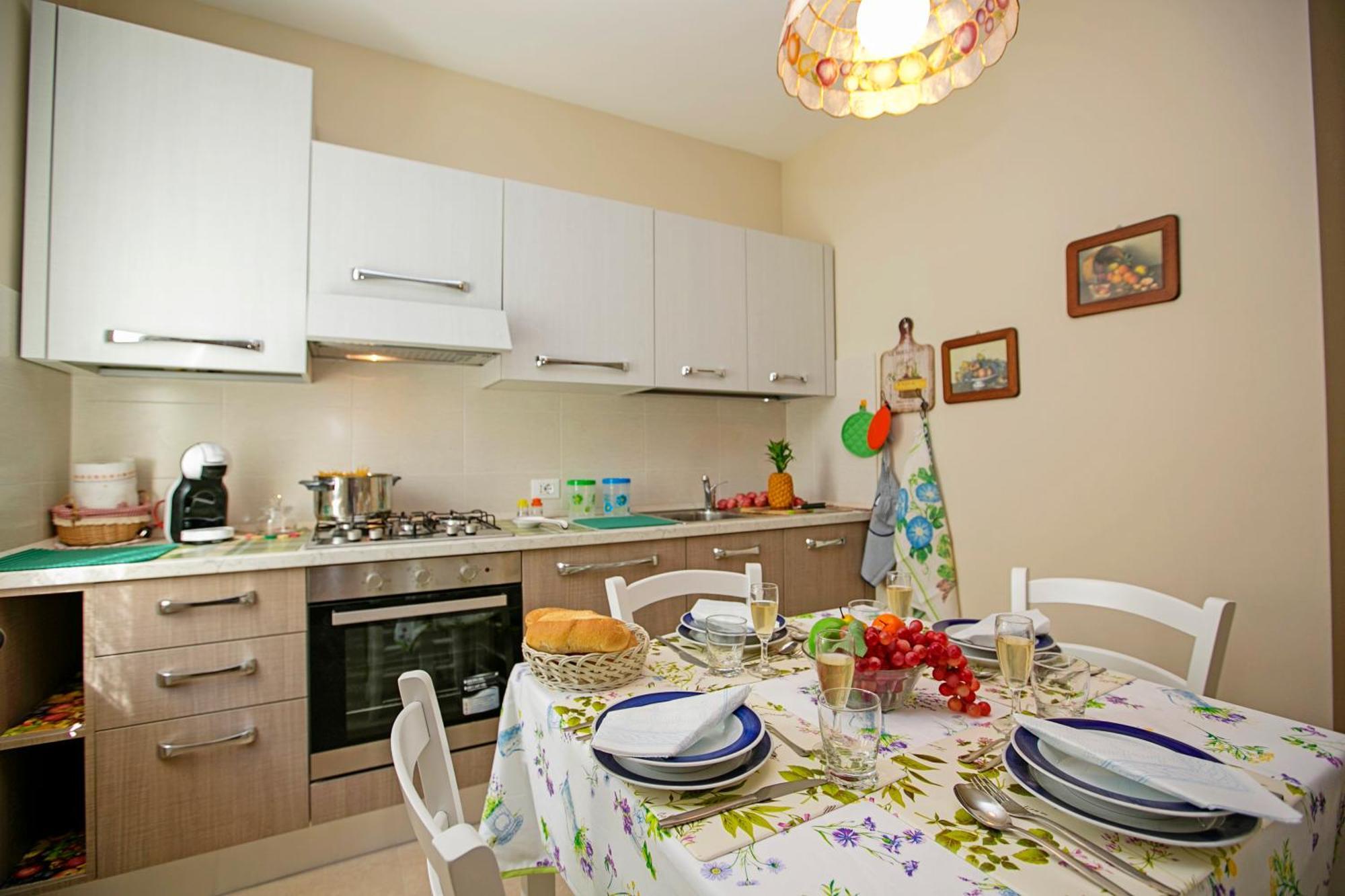 Villa Mimosa - Appartamento 2 Desenzano del Garda Exterior foto
